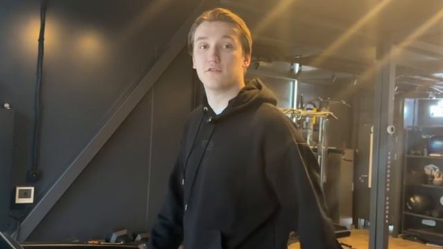 Как выгодно посещать студии StopForFit!