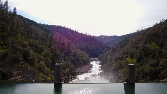 Clementine Dam смотреть онлайн