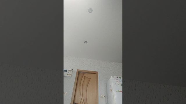 Артем стирает телефон желтобрюх Валера мульт тлум HD