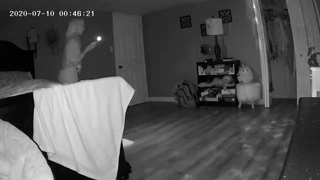 NIGHT CAM IN DAUGHTER'S ROOM CAPTURE смотреть онлайн