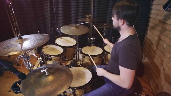 Уроки на ударных в Drumschool - African Pattern