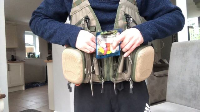 Airflo Outlander Vest Back Pack Review Fly Fishing UK смотреть онлайн