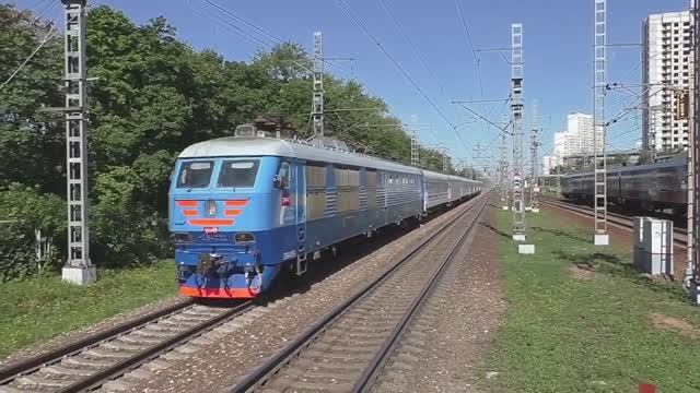 ЧС6-022 (ТЧЭ-8) с поездом "В Карелию на Поезде Деда Мороза" №929У Москва-Ленинградская - Москва.