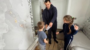 Утро началось с подарков. Как прошел праздник? Готовим всей семьей. Жизнь простых людей в деревне.