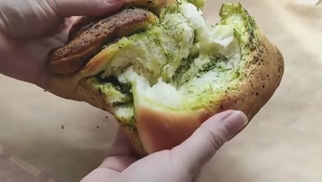 Чесночный хлеб