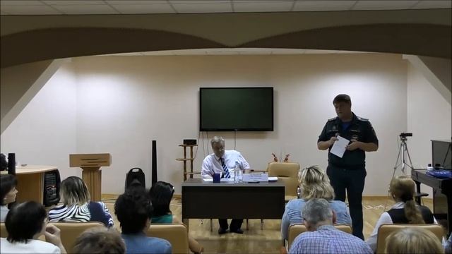 Встреча главы управы района Марьино В.Г. Чернышова с населением 15.08.2018 г. смотреть онлайн
