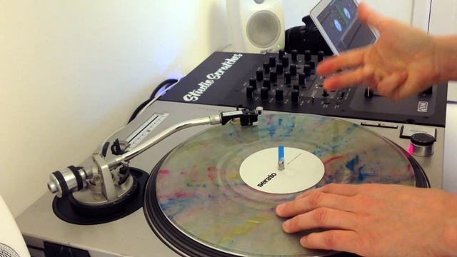 Studio Scratches Funkeedope Stutter Vocal Cuts Scratch Tutorial смотреть онлайн