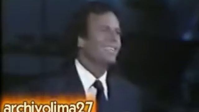 JULIO IGLESIAS EN CONCIERTO BUENOS AIRES ARGENTINA TEATRO OPERA " 33 AÑOS " ANECDOTA ! смотреть онлайн