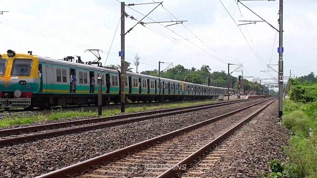 New Green Colour HWH-BWN EMU Train crossing with OLD BWN-HWH EMU Train смотреть онлайн