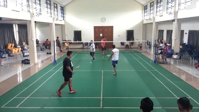 #badminton (Rm.War. AgoesS. VS. Anto. Anton) #badmintonlover #badmintonindonesia смотреть онлайн