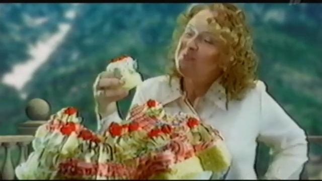Русское радио - заставка с кексами и лезгинкой, 2001 смотреть онлайн