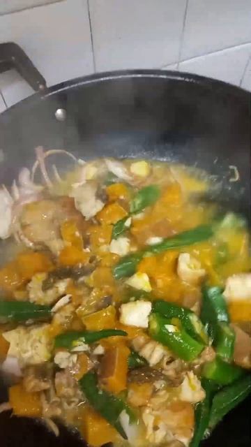 green bean with pumpkin,Lady finger and noodles yummy 😋 #vegetables #shorts смотреть онлайн