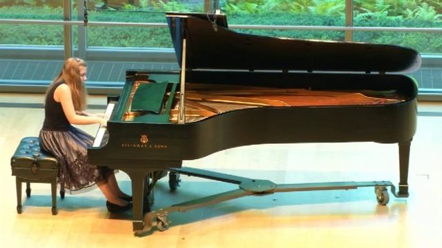 Christa (12 years old) playing Chopin Mazurka Op. 17, no. 4 in A Minor смотреть онлайн