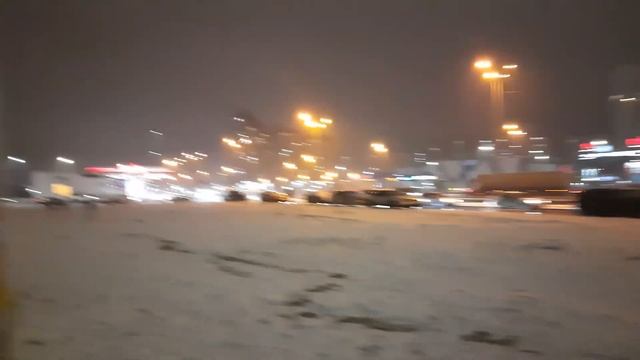 Наконец-то нормальный снег Киев лучший район Позняки. смотреть онлайн