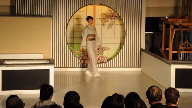 Nishijin Textile Center. Kyoto. Japan / Текстильный центр Нисидзин. Киото. Япония / 西陣織 смотреть онлайн