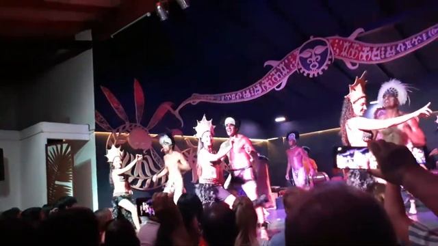 bailes de la isla de Pascua :D смотреть онлайн