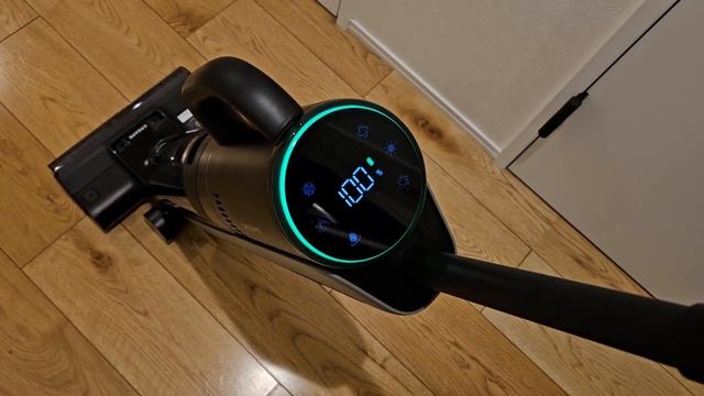 Dreame H12 Dual 水拭き掃除機 動作時