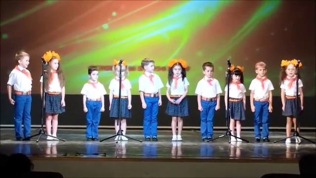 Юные помощники МЧС смотреть онлайн