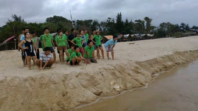 W-A-O Du Lịch Dã Ngoại Hồ Cốc 1 24.25/09/2012.mp4