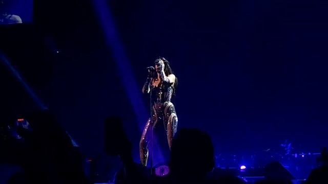 Future Nostalgia live смотреть онлайн