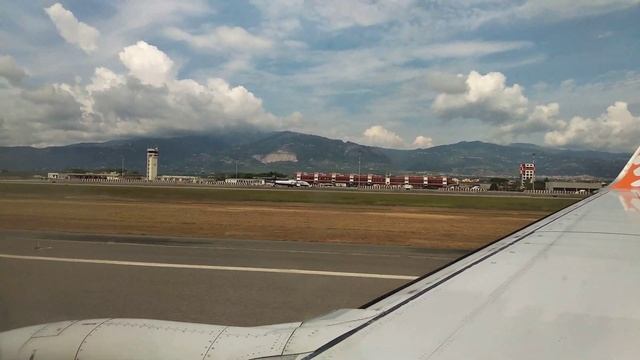 посадка пассажирского самолета снятая пассажиром смотреть онлайн