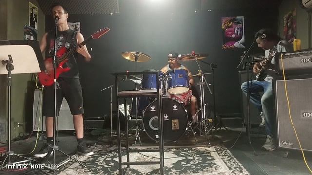 She sells sanctuary - ensaio Guardians Rock Club,estúdio pub Nvs смотреть онлайн