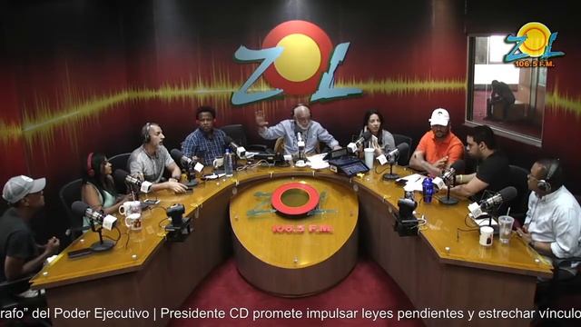 Se usa el machete como arma blanca en los pueblos en Elmismogolpe смотреть онлайн