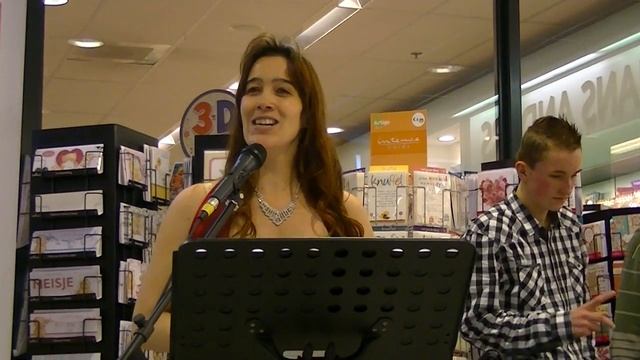 Hermien Cats Hark! The Herald Angels Sing смотреть онлайн