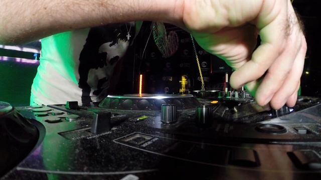 Efim Kerbut live @ Tuning Hall (14.02.2015) Part 1. смотреть онлайн