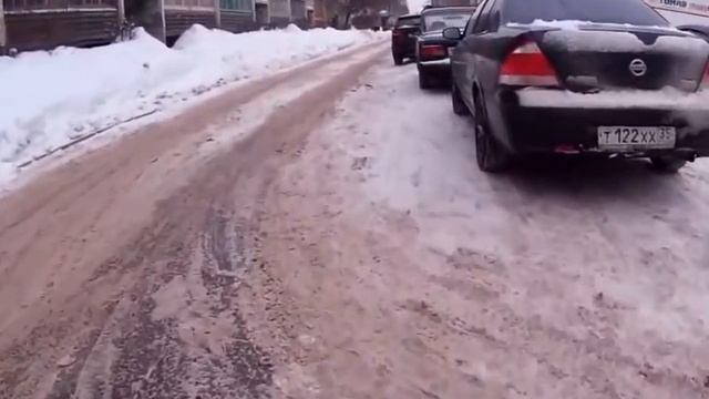 Череповец, набережная, тротуар, уборка 2015 (#2) смотреть онлайн