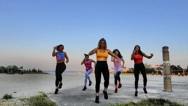 LIMBO | By Daddy Yankee | Zumba | Supafly Fitness #limbo #daddyyankee #trending