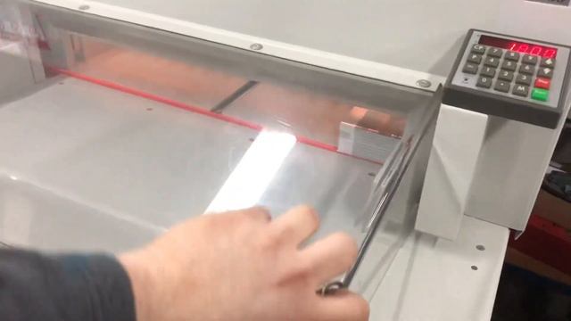 Guillotine Ideal 6550-95 EP смотреть онлайн