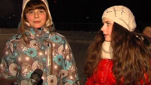 В Луховицах прошла дискотека на льду смотреть онлайн