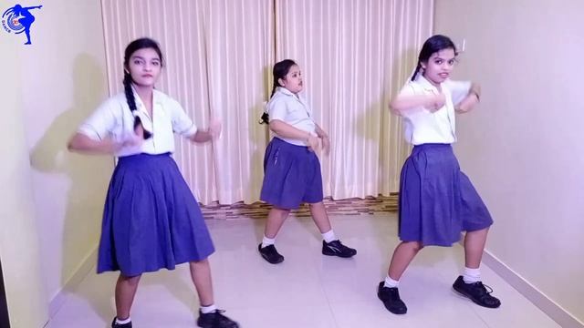 The Jawaani Song - Student of The Year 2 | Tiger Shroff, Tara & Ananya | 3D SISTERS смотреть онлайн