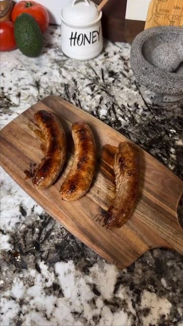 Italian Wild Boar Bratwurst Fettuccine смотреть онлайн