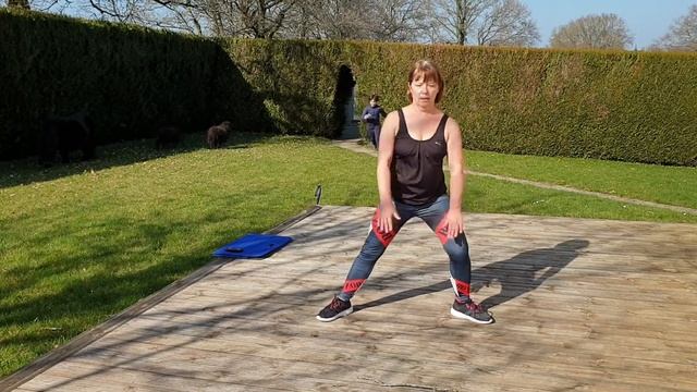 Gym tonique en plein air смотреть онлайн