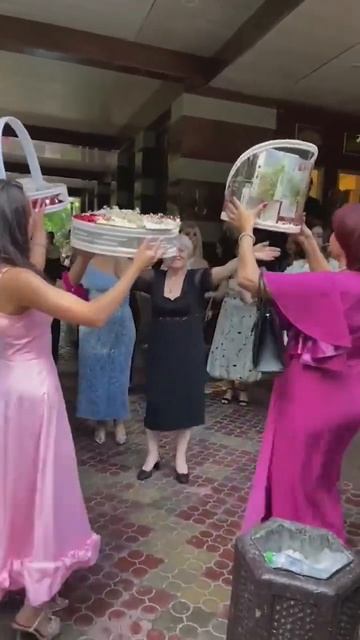 Езидская свадьба в Москве Dawata Ezdia #wedding #shorts #ezidi #mashup смотреть онлайн