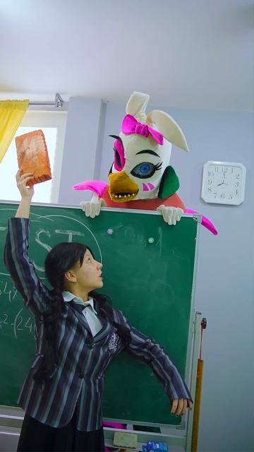 Wednesday Addams survives in the FNAF game! #funny #fnaf #wednesday смотреть онлайн