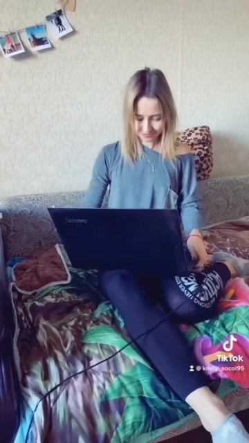 Почему так? 😅 смотреть онлайн
