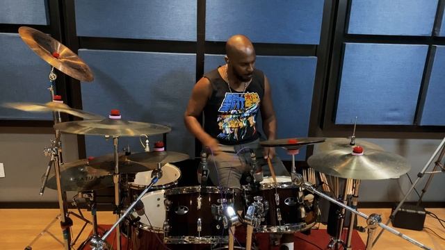 Abraão Felipe - Libre - Reason (Drum Cover) смотреть онлайн