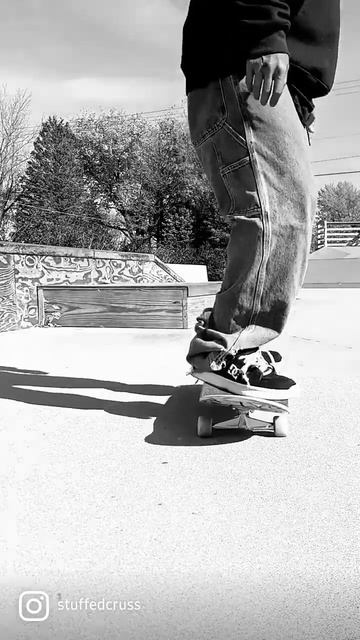 Laughing Jack, the skateboarding clown 🛹🤡 #skateboarding #justhavefun #supportme #scary #spooky #fy смотреть онлайн