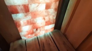 стена из гималайской соли в парилку