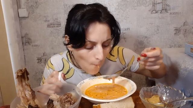 Mukbang //БОРЩ и МЯСОМ С ГОРЧИЦЕЙ смотреть онлайн