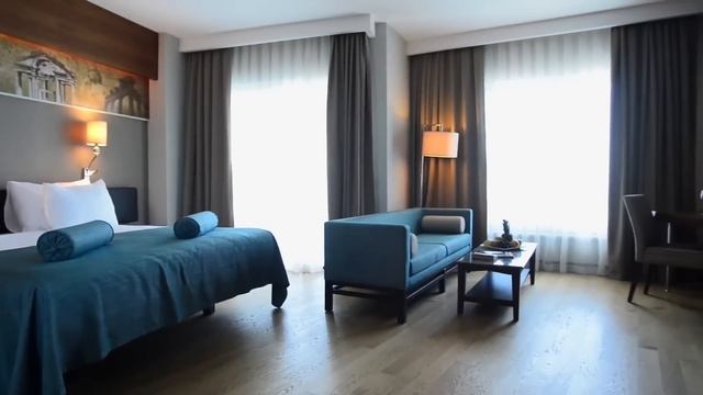 Commodore Elite Suites & Spa