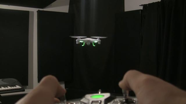 Inside Hover Practice Syma x5c-1 Flying Quadcopters Inside Fun Drone Toy 2MP Camera смотреть онлайн