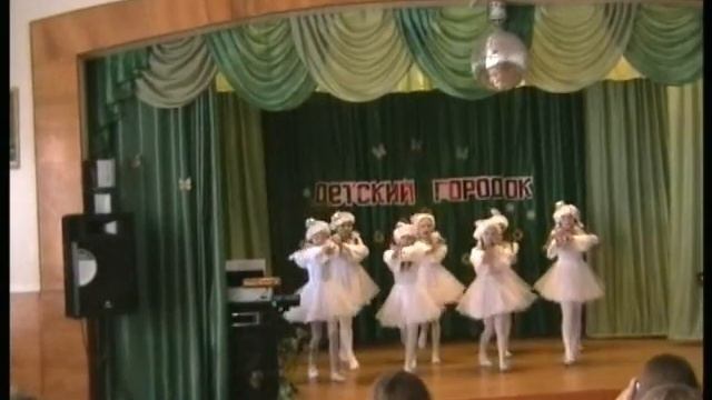 1_Снежинки.mp4 смотреть онлайн