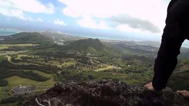 INZAN3VISION - PALI PUKA HIKE смотреть онлайн