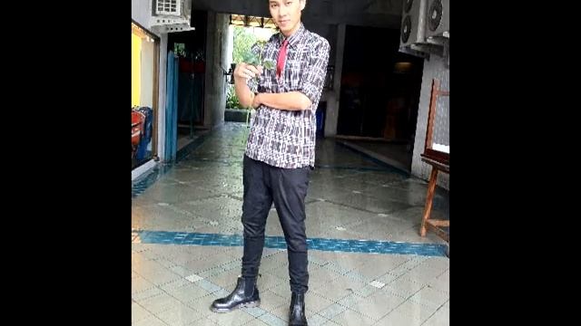 JEEP (VJ MAN).avi смотреть онлайн