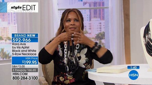 Rara Avis by Iris Apfel Black and White Bead 5Row Neckla... смотреть онлайн