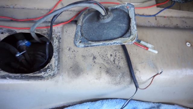 How To Replace 1986 Volvo 240 In-Tank and Main Fuel Pumps смотреть онлайн